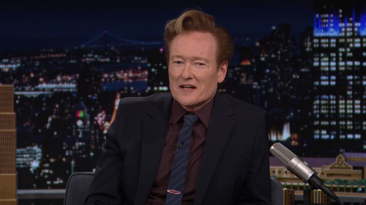 .Conan O'Brien could hear Mick Jagger loading his dishwasher while they were on the phone 😂 #FallonTonight