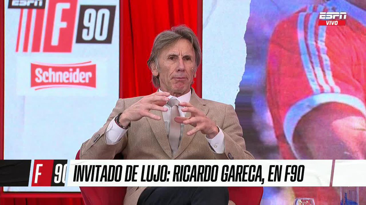 🔟 "QUEDÉ SORPRENDIDO POR LA HUMILDAD DE RIQUELME" Gareca y una charla de intimidad que le despertó una valoración positiva por el presidente de Boca. 📺 Mirá #ESPNF90 por ESPN en el Plan Premium de Disney+ Latinoamérica