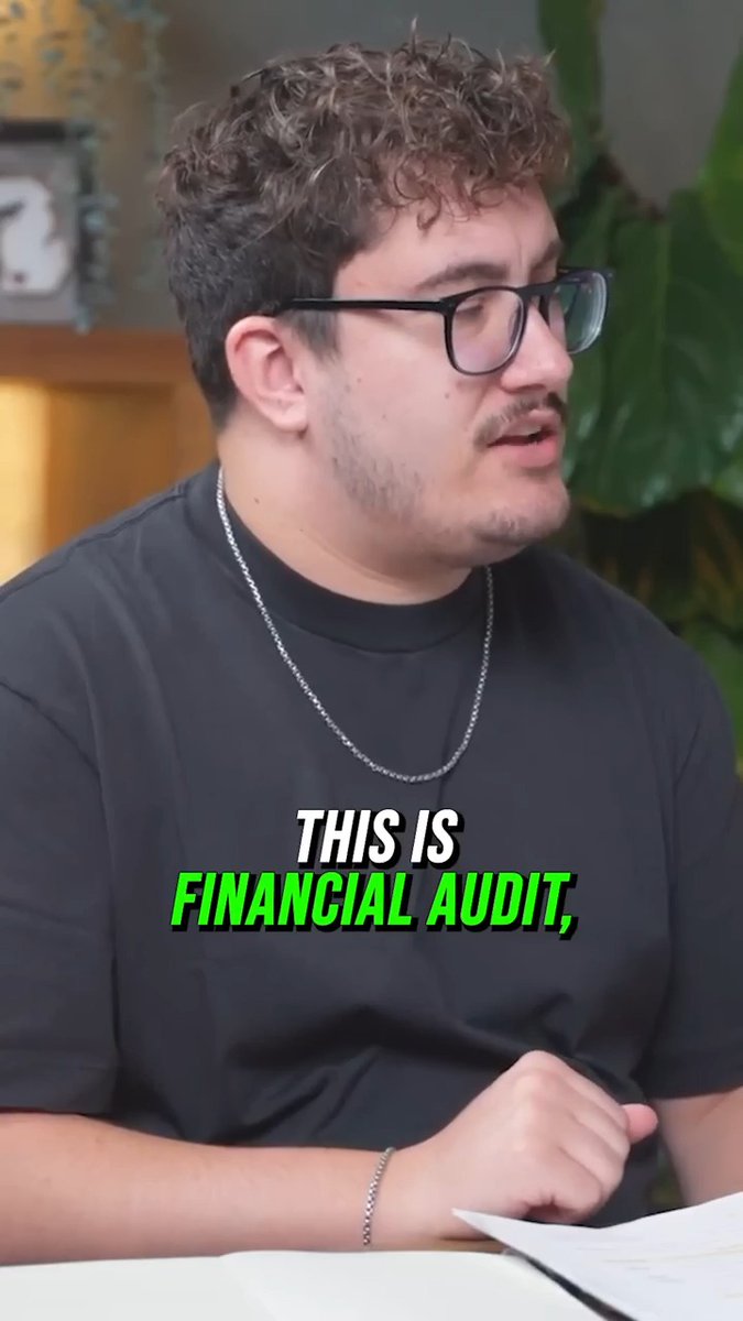 Gold Digger Wears a $4,000 Ring