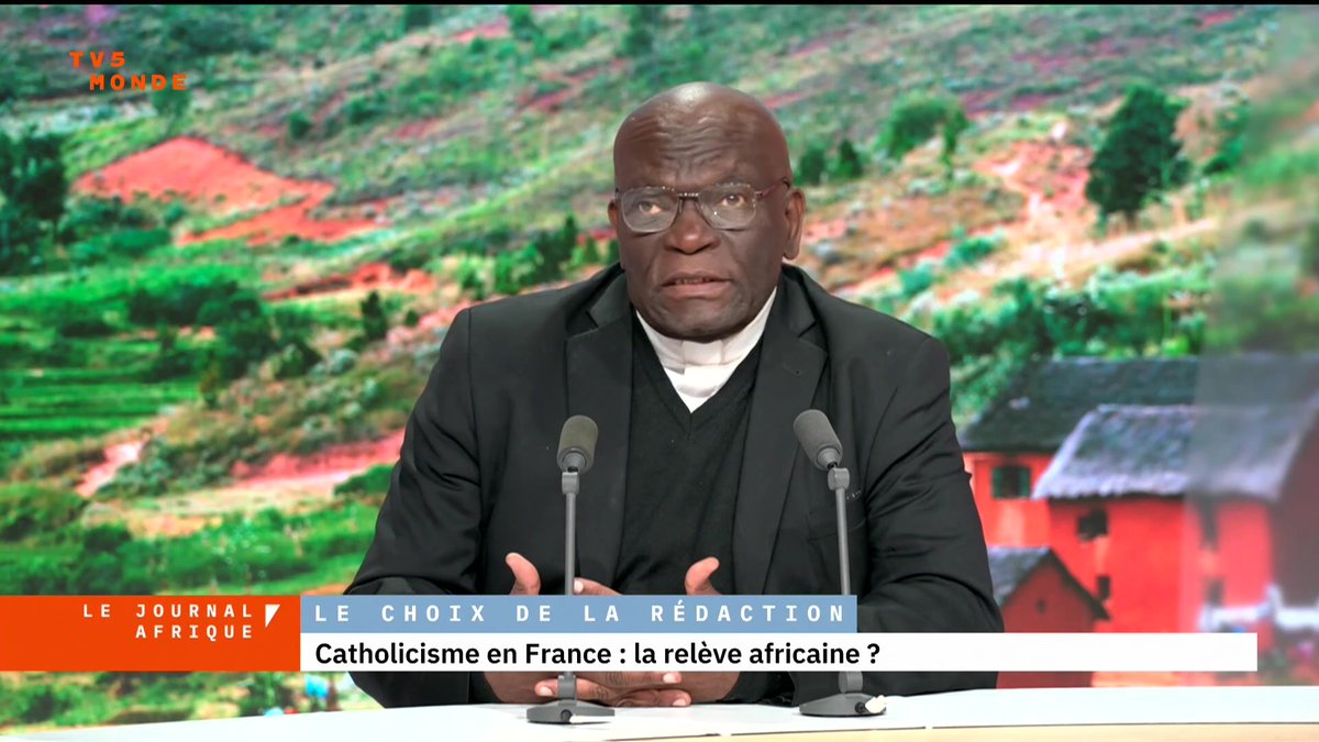 Comment la diaspora africaine a-t-elle transformé l’image et la vie des Églises en France ? Nous en parlons avec l’Abbé Noël Mpaty, aumônier des Congolais de Paris, pour comprendre les évolutions et les nouveaux visages de l’Église.