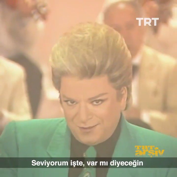 Zeki Müren, 30 yıl önce bugün aramızdan ayrıldı.
