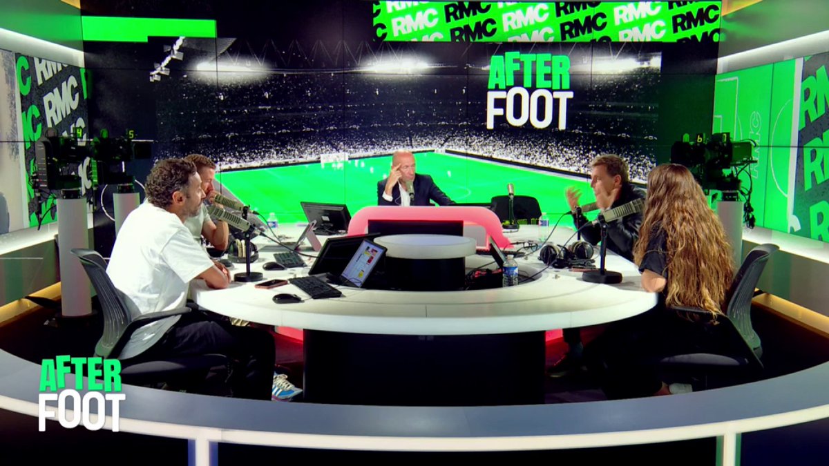 🗣️ Kevin Diaz concernant le documentaire sur Pep Guardiola : "Le métier d'entraîneur est un métier de névrosé."