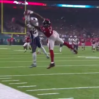 🚨Still not sure how Julio Jones caught this Some of the best hands in NFL history