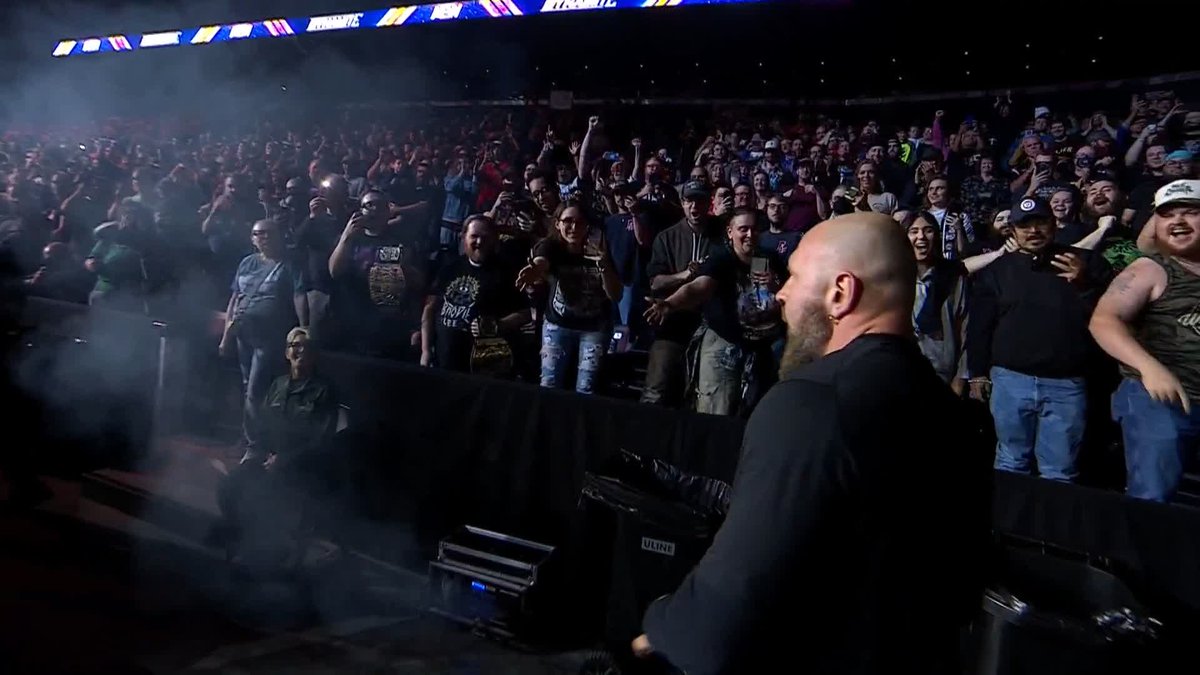 It's time for the AEW Continental Championship Eliminator Match between champion Jon Moxley and @DezmondXavier, as Renee Paquette has this prematch report. Watch #AEWDynamite LIVE on TBS &amp; HBO Max