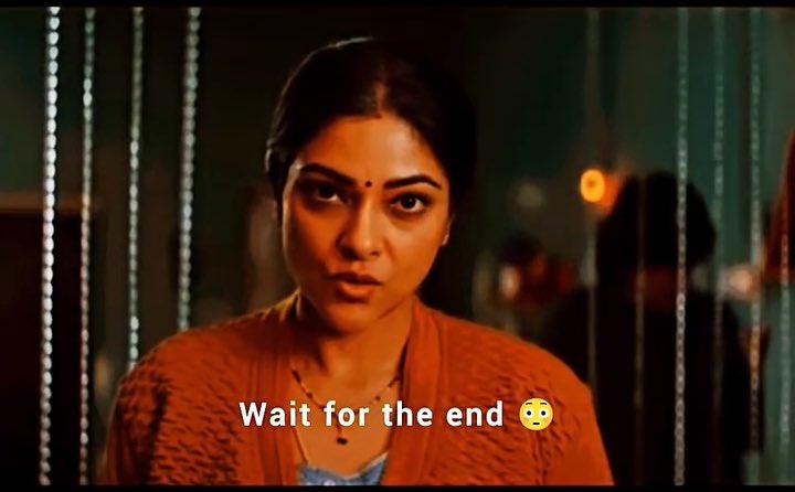 என்ன படம் இது அபிராமி இருக்காங்க