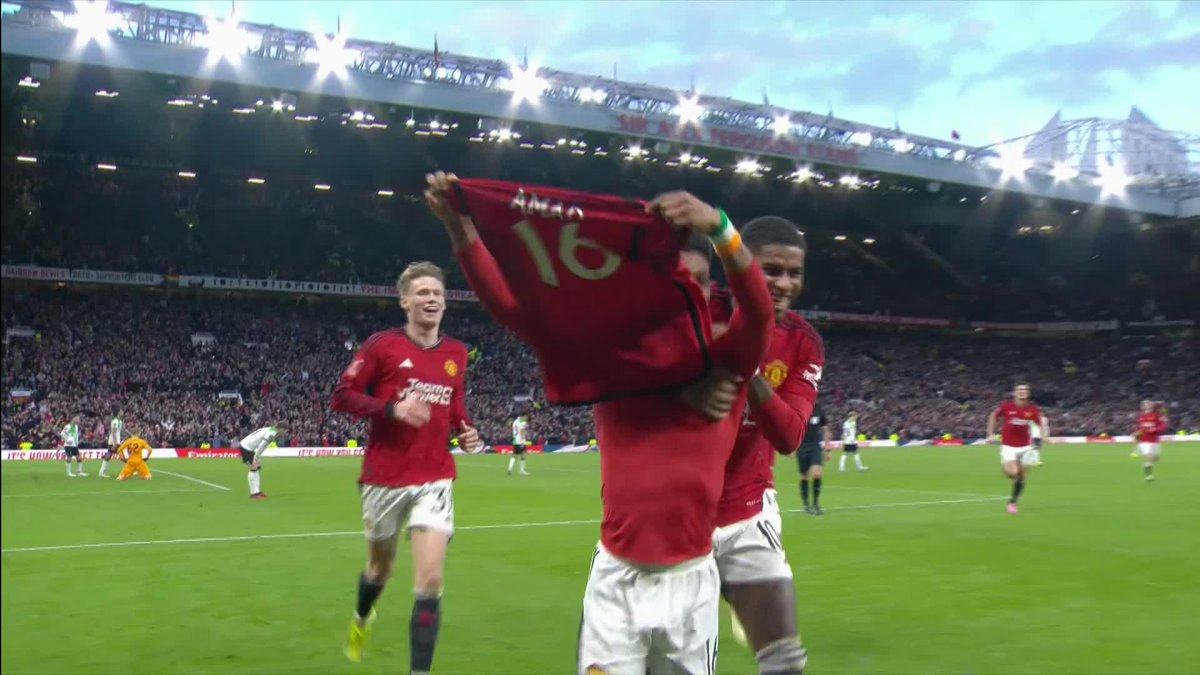 1️⃣6️⃣ days until Manchester United play football again 🗓️ #MUFC