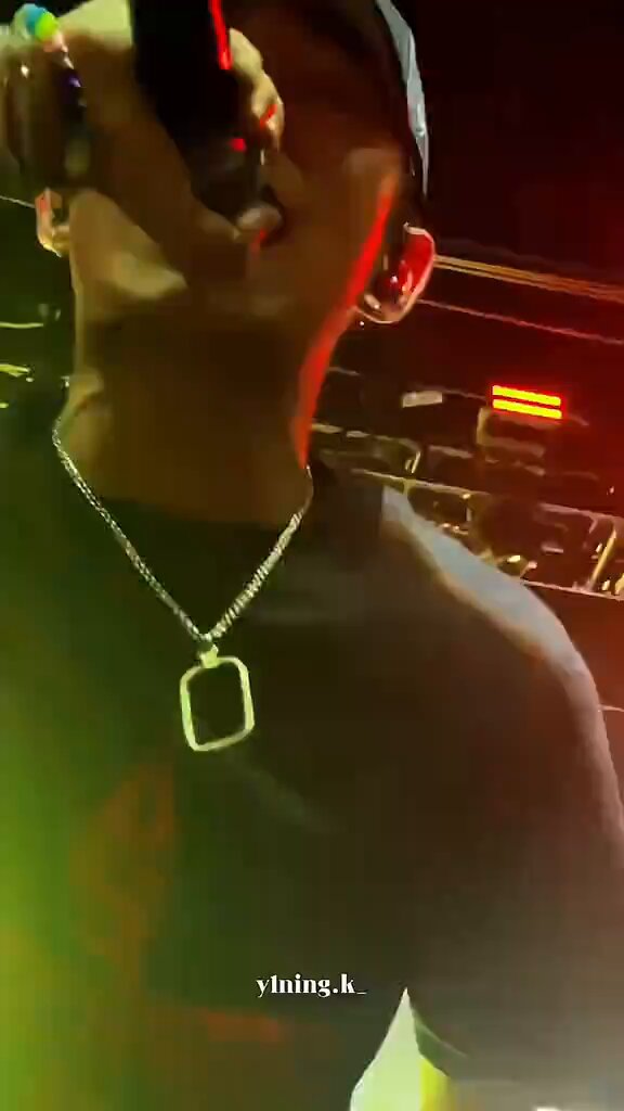 ryul idol yang paling cocok diedit pake lagu negoro angin dah ngawin bgt