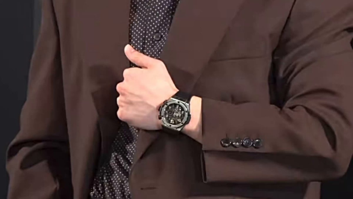 THIS CLOSE UP??? #JUNGKOOKxHUBLOT