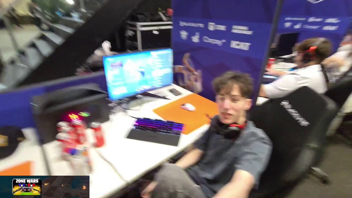 "I don't need an ego on my team..I don't want to play with grey guns all game." Peterbot and Vico started arguing after Vico said he doesn't want to play with him😳