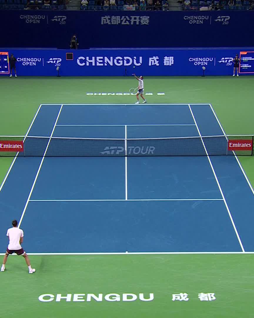 A win on debut 💫 Fifth seed Hubert Hurkacz gets his first win in Chengdu as he overcomes Shevchenko #ChengduOpen