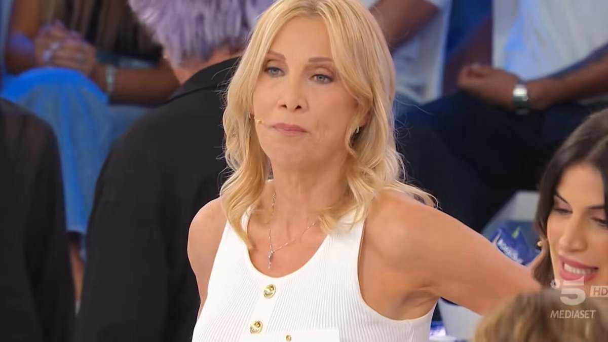 Sabrina che vuole abbandonare 🏡 #uominiedonne
