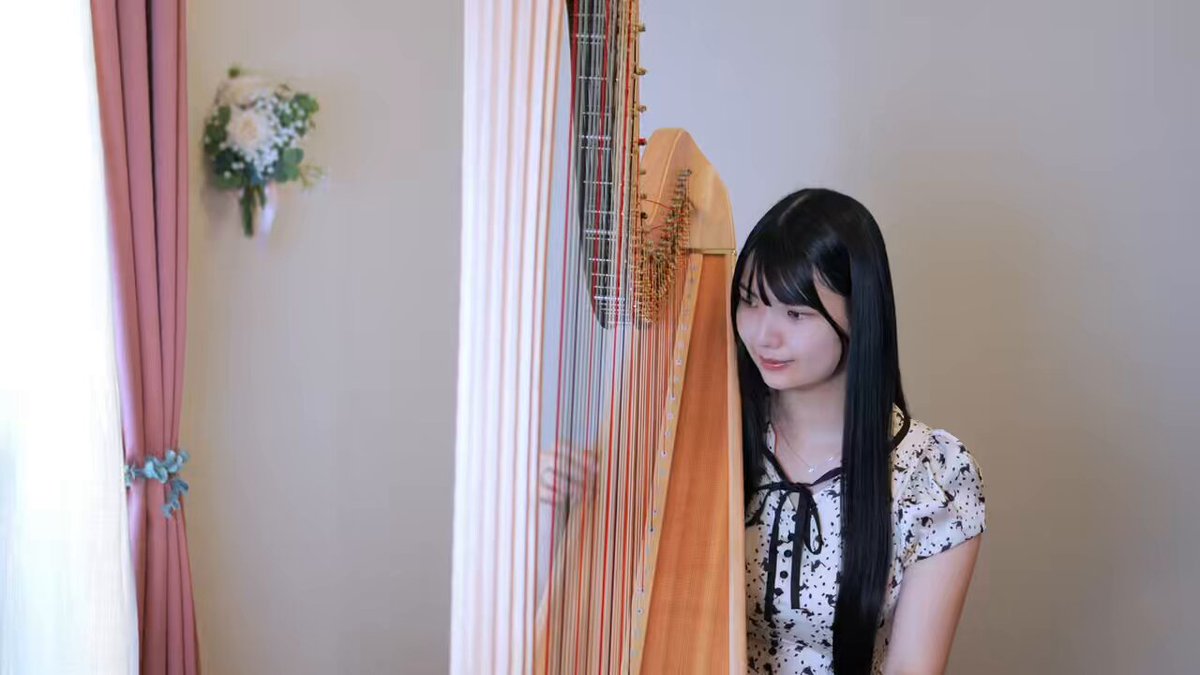 木漏れ日の午後の別れのあとも 決して終わらない世界の約束 ハープで弾いてみました🪉
