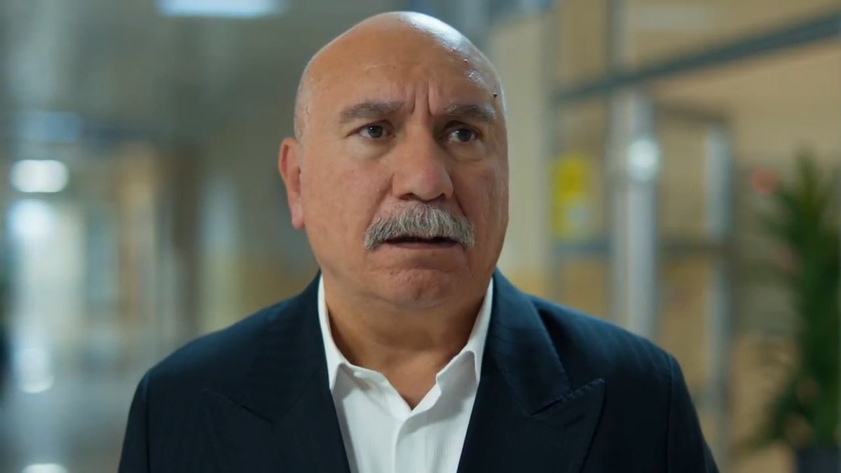 tahmin ettiğim gibi kartal’ın alya’dan hiç haberi olmamış ve aralarındaki bağlantıyı hastanedeki fikriye yazısından anlayacak. alya-mardin arasındaki kadersellik şaka değil mardin ona hem hayatının aşkını hem babasını buldurdu