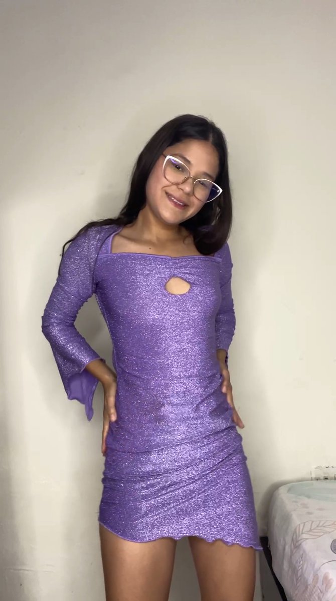 Do men still like petite girls?