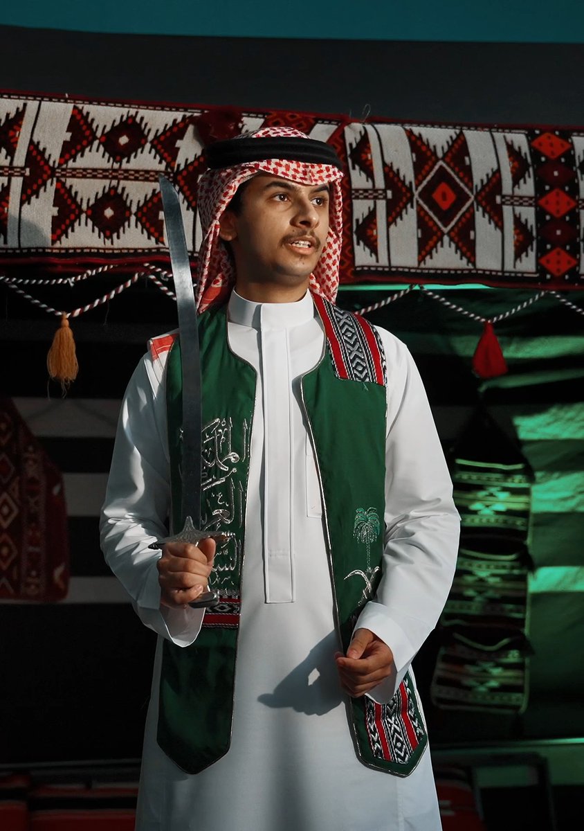 بين أهازيج الفرح، وإيقاع العرضة، وأصالة الحِرف.. فعالياتنا مستمرة في مركز #سكني الشامل بجدة✨ ننتظر زيارتكم في اليوم الأخير لتشاركونا أجمل الأوقات وتعيشوا معنا تفاصيل تراثنا الأصيل 💚حياكم الله، ونسعد بلقائكم. #عزنا_بطبعنا