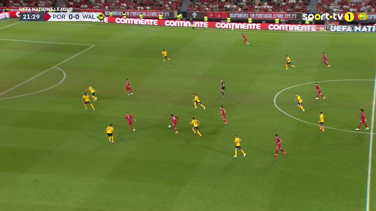 João Félix marcou o primeiro golo da era JJ.