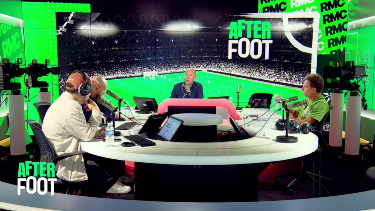 🗣️ Daniel Riolo : "Si le joueur a vraiment envie d'aller jouer pour son pays parce que c'est important de jouer pour son pays, il y va. C'est insultant vis-à-vis des joueurs ce qu'il dit". L'After réagit au coup de gueule de Claude Le Roy.