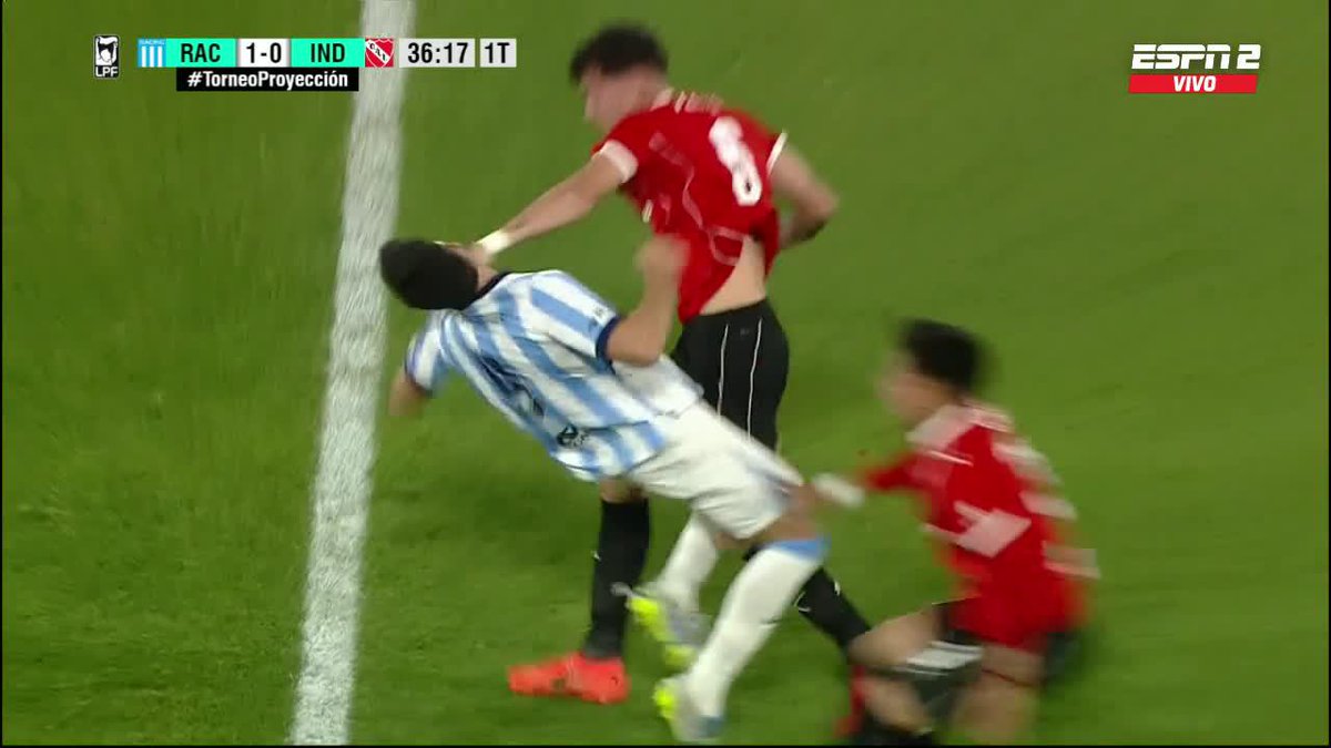 POR ESTO SE GANÓ LA ROJA: Gonzalo Bordón le tiró un manotazo a Francisco Fraga y dejó a Independiente con 10 jugadores vs. Racing en el clásico por el #TorneoProyección. 📺 ESPN en el Plan Premium de #DisneyPlus