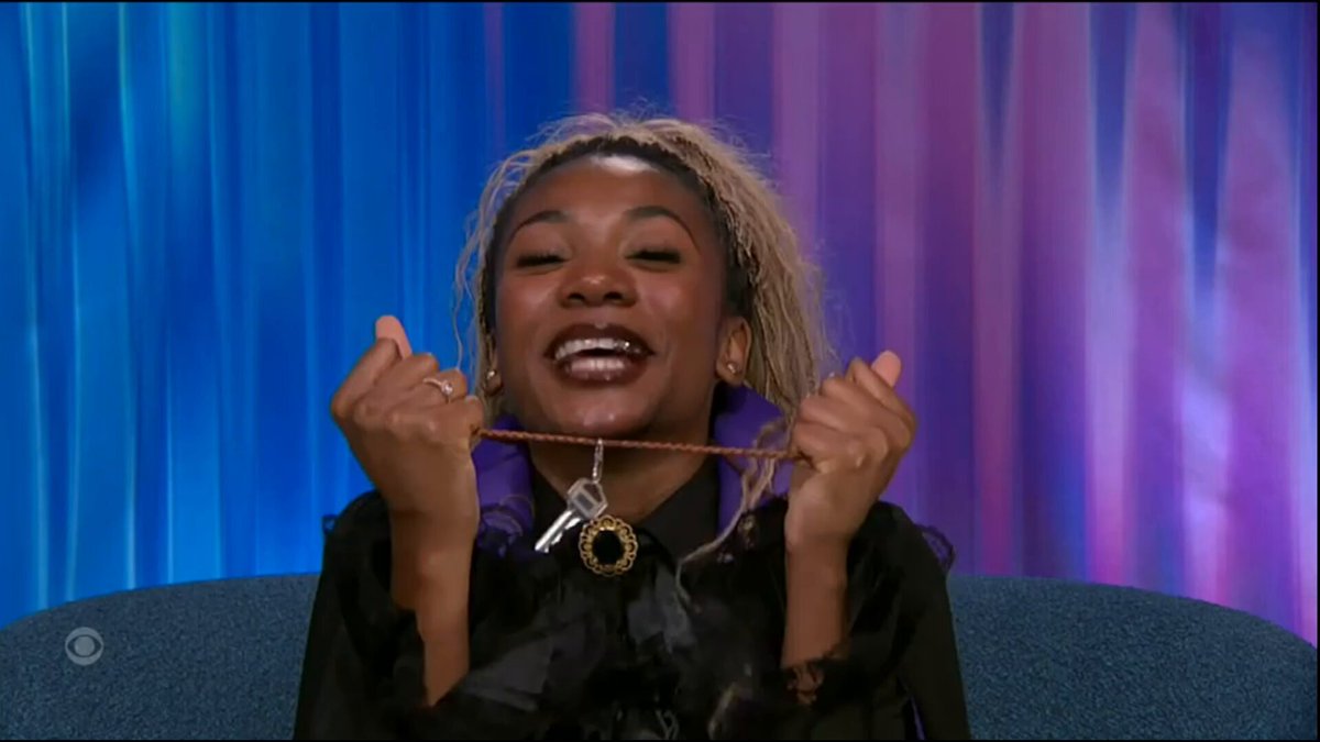 Taylor: "Shoutout to my dogs at the crib!" Cam Sullivan-Brown #BB28 #BBBitez