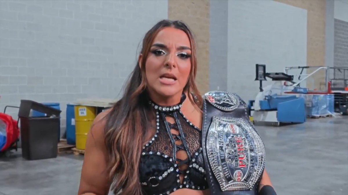 "Jersey girls always settle their vendettas!" #ROH Women’s Pure Champion The Virtuosa is on a warpath with Emi Sakura🍫 firmly in her sights! Watch #ROH TV on #HonorClub at