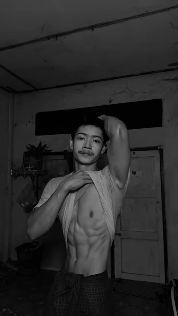 ယောက်ျားချင်း တွဲတာဘာအရသာရှိလဲ broတို့ ခန့်မသိလို့ဖြေပေးခဲ့ကြဗျ