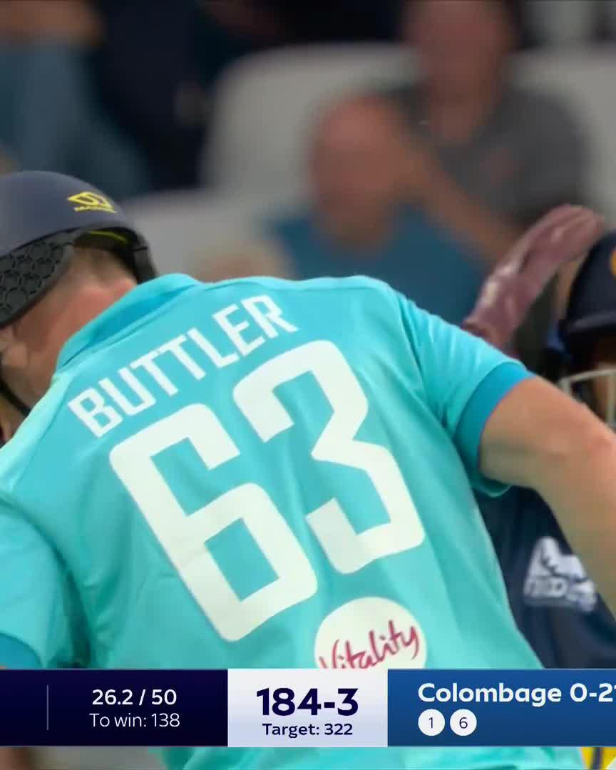 Sri Lanka beat England by 16 runs in the 2nd ODI at Leeds to level the series 1-1 🇱🇰 Sri Lanka: 321/6 (50) 🏴󠁧󠁢󠁥󠁮󠁧󠁿 England: 305/9 (50)