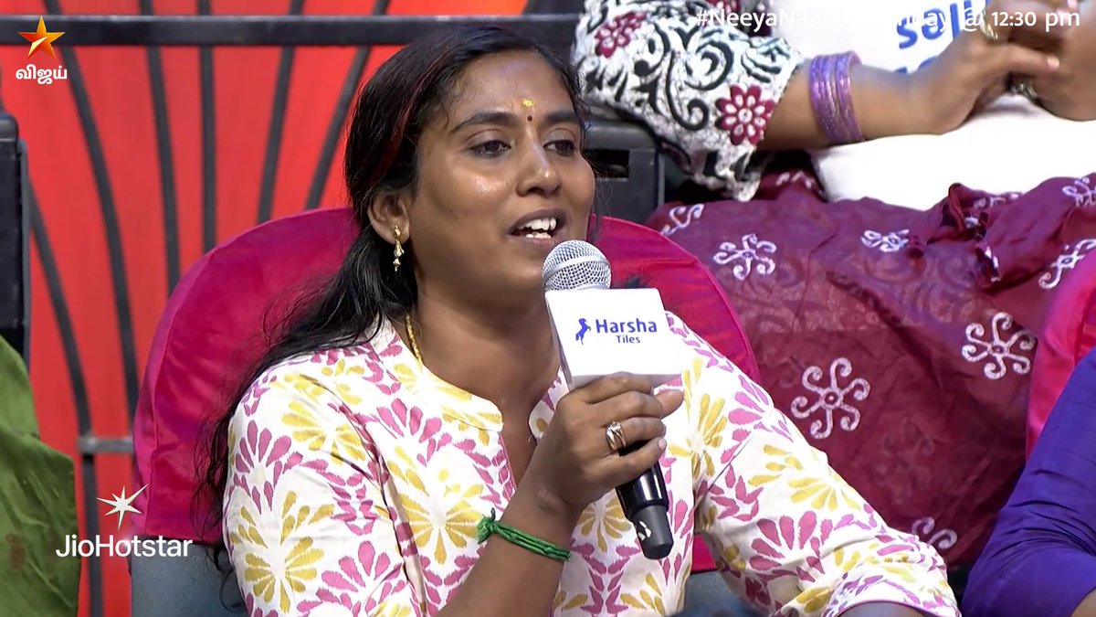 அது எப்படி 25 வருஷமா சின்னப்பொண்ணா இருப்பாங்க?? 😂 நீயா நானா - ஞாயிறு மதியம் 12:30 மணிக்கு.. நம்ம விஜய் டிவில.. #NeeyaNaana #VijayTV #VijayTelevision #StarVijayTV #StarVijay #TamilTV #Gopi #NeeyaNaana #Gopinath #NeeyaNaanaGopi