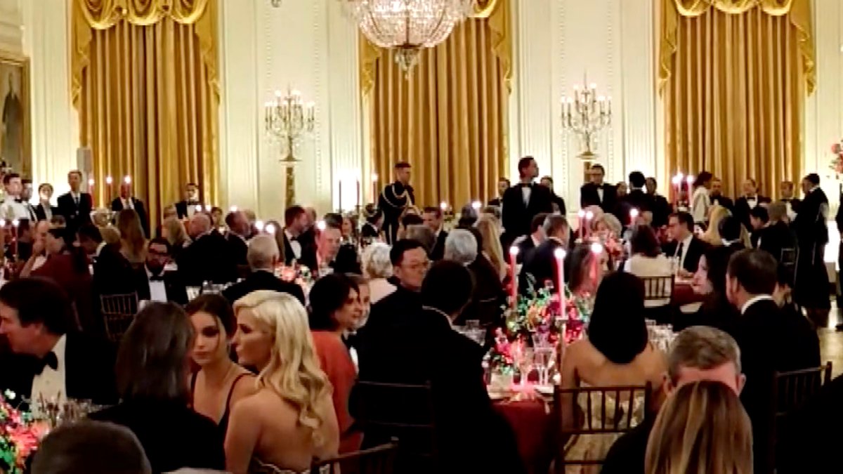 Guests gather at White House for President #XiJinping's welcome banquet #ChinaUS