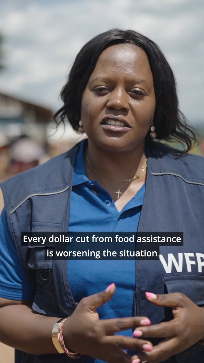 When food assistance is cut, families don't stop needing to eat. They are forced to eat less. At Kyangwali refugee settlement in #Uganda: 🔴 7 in 10 households have reduced their daily meals. 🔴 Malnutrition among children under 5 has risen nearly 50% in one year. Urgent, flexible and predictable funding is critical to protect lifesaving assistance for refugee families. #UNGA