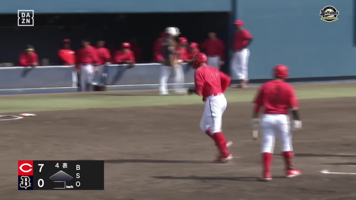 泳ぎながらも関係なし ラミレス 圧倒的なパワーを披露！ 第6号ソロホームラン！ ⚾オリックス×広島（ファーム） #イージースポーツ #carp