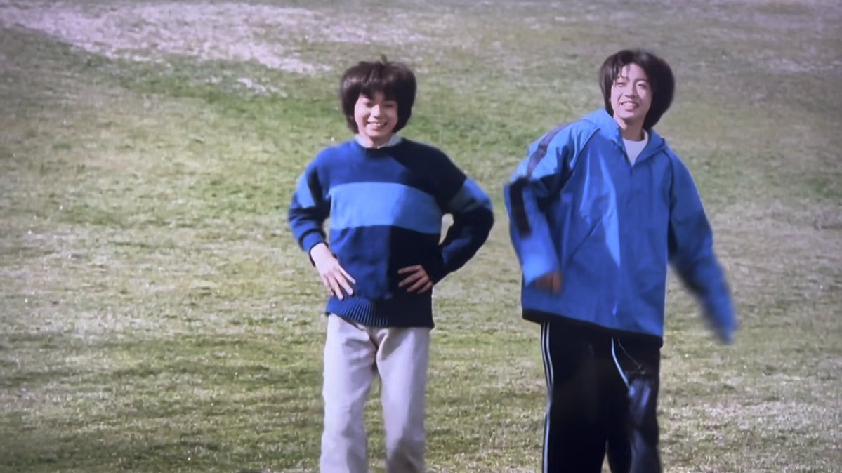 14、15歳の彼らがただただ少年してる映像が合間に挟まってて笑うから見て笑 松潤のくふふも相葉くんのキャハハも聞ける