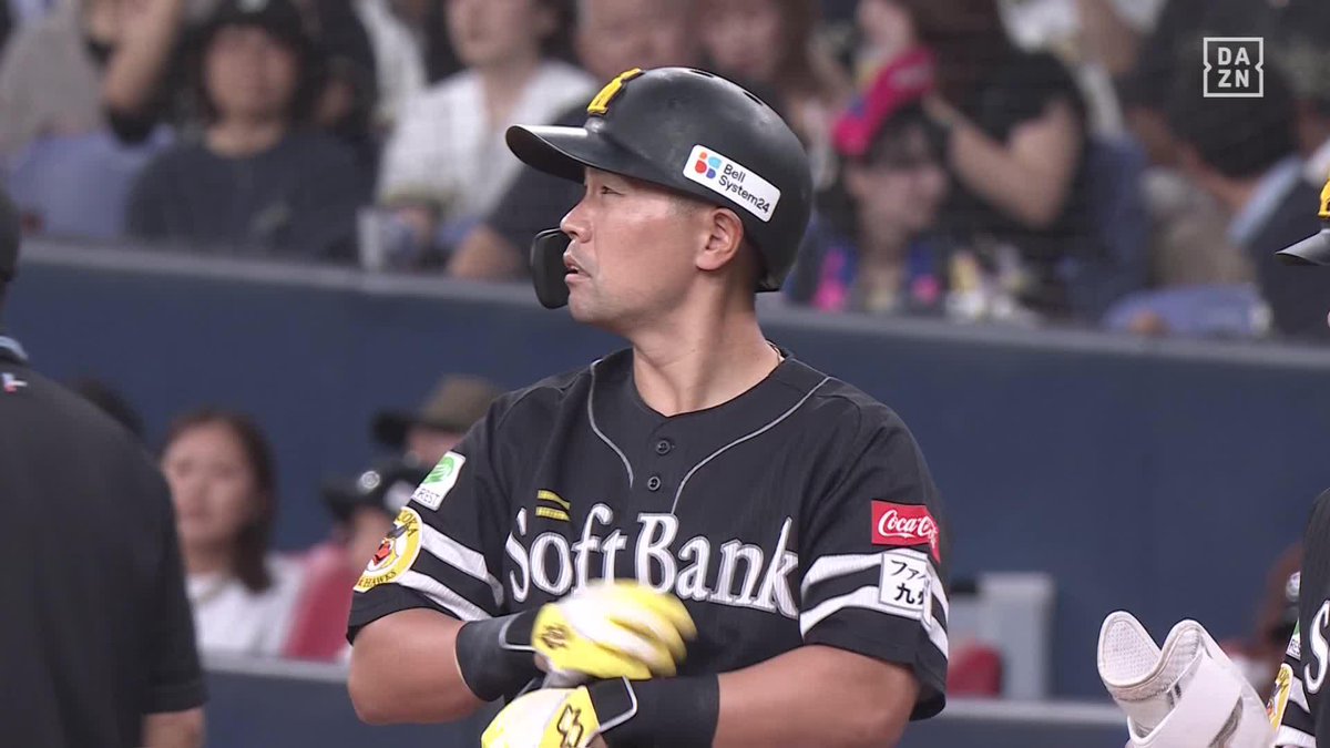 これぞいぶし銀 今シーズンで引退の中村晃 一二塁間を抜けるヒットを放つ! ⚾️オリックス×ソフトバンク #sbhawks #だったらDAZN