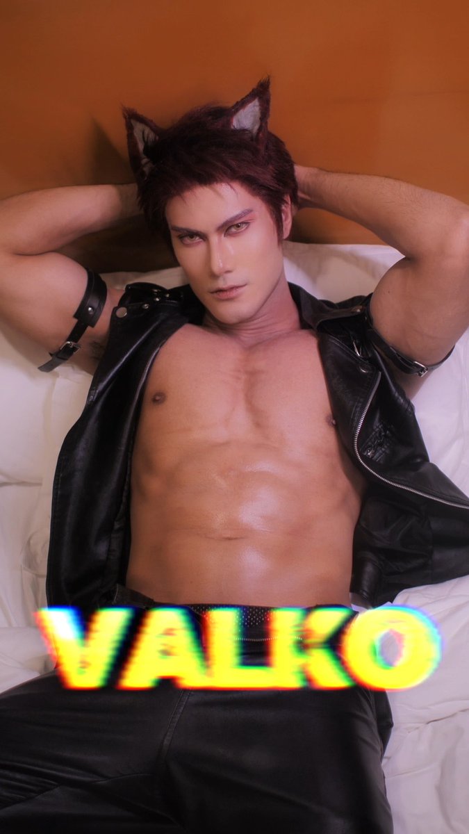 Wolf Daddy is here 😈💦 Cosplaying Valko from Love and Deepspace. #BringValkoBack #Valko #LADS #loveanddeepspace Love and Deepspace