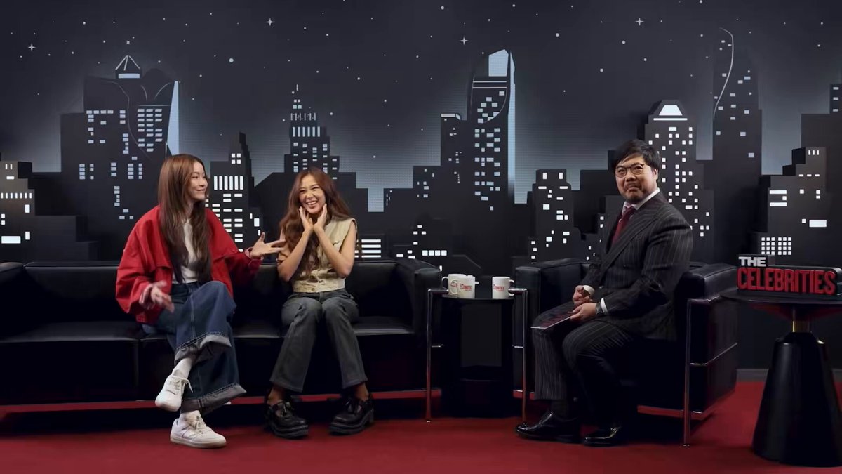 #TheCelebritiesTHxNamtanFilm #namtanfilm #น้ำตาลฟิล์ม 🤍: that’s when film said, “i’m not okay with this anymore. we should break up.” ❤️‍🩹: no. i didn’t break up with you because of that. (her mole/off switch) ❤️‍🩹: i broke up with you because you were flirting with other people. 🤍: when she said “let’s break up” i was like, i just got dumped. i’d better win her back. 🤍: so i kept trying to win her back. and she still wouldn’t forgive me. 👤: what did you do? how did you try to win her back? 🤍: i just tried to make up with her. i said, i’m sorry i won’t do it again. 🤍: so i called her babe. i said, “babe... i’m sorry.” FILM BEING THE SULKY, JEALOUS GF WHO WANTS NAMTAN ALL TO HERSELF AND NAMTAN DOING EVERYTHING IN HER POWER TO CHEER HER UP AND WIN HER GF BACK 😭😭😭