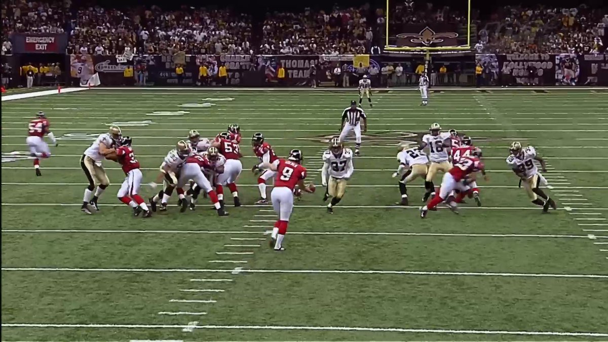 20 years ago today, the Saints returned to the Superdome for their first home game after Hurricane Katrina. Steve Gleason’s iconic blocked punt led to the game’s first TD, and a 23-3 win over the Falcons on Monday Night Football 💛 (🎥: New Orleans Saints)