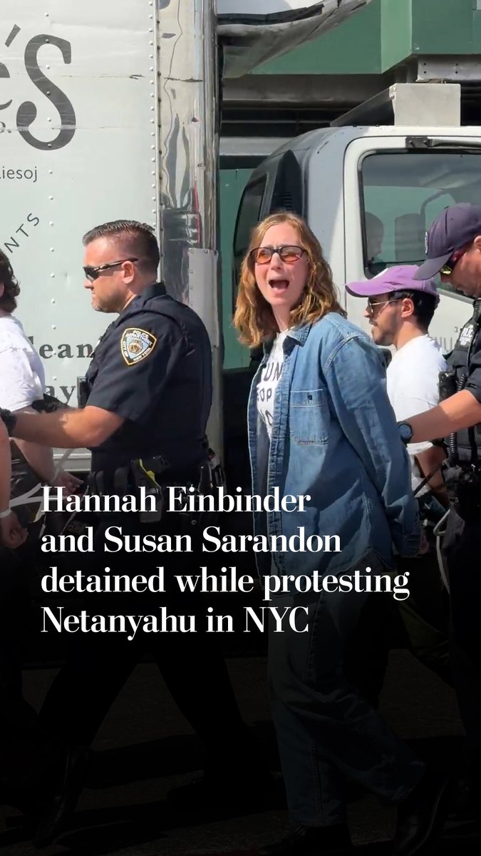 Actors Hannah Einbinder and Susan Sarandon were detained by police near the U.N. Headquarters in New York on Sept. 24 during a protest against Israeli Prime Minister Benjamin Netanyahu.