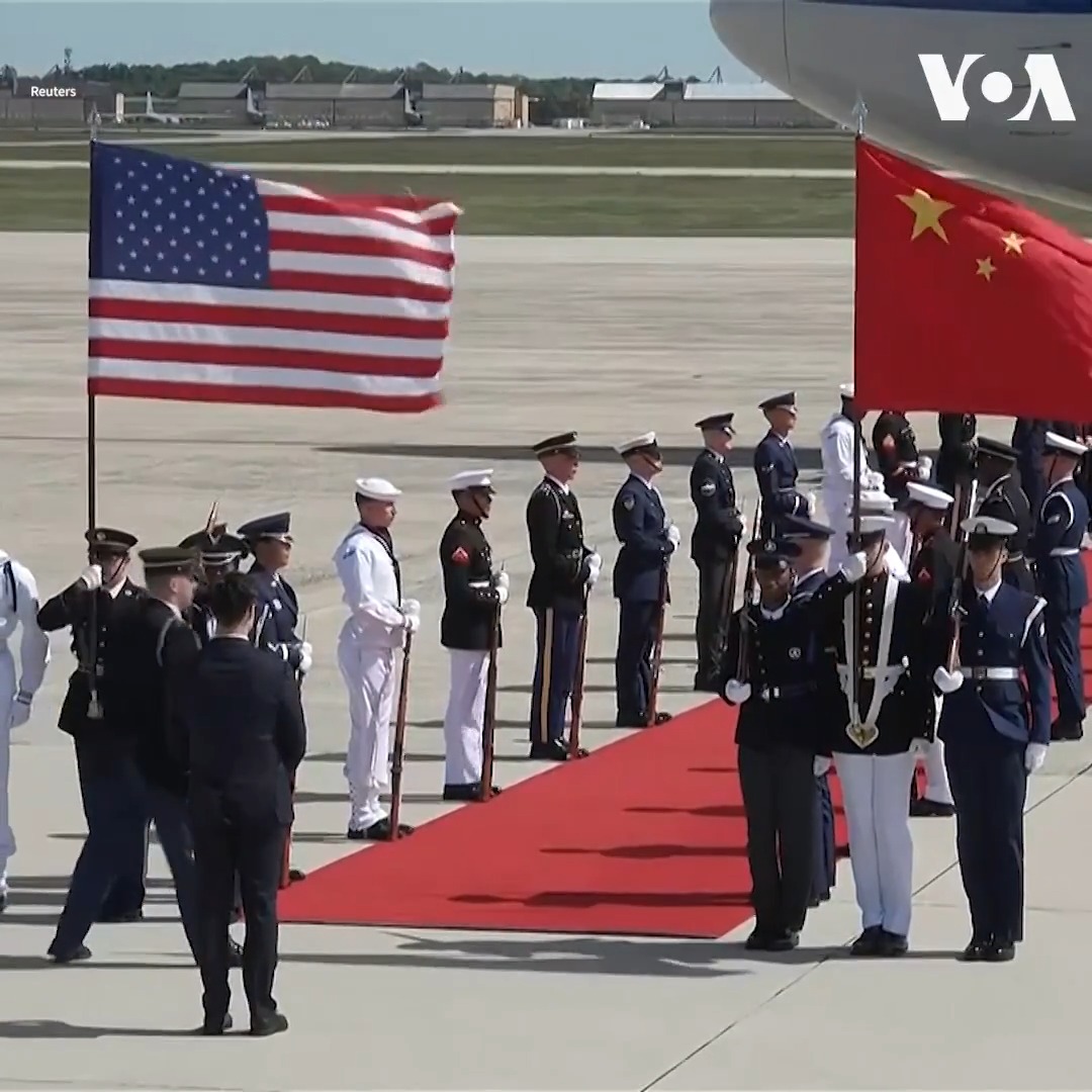 中国国家主席习近平参观了美国国家档案馆后将结束对美国的三天访问。机场的欢送仪式在准备中。 更多: