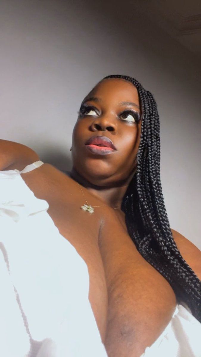 I was going to leave this in my gallery for me but take 1🤭 🥹🥹