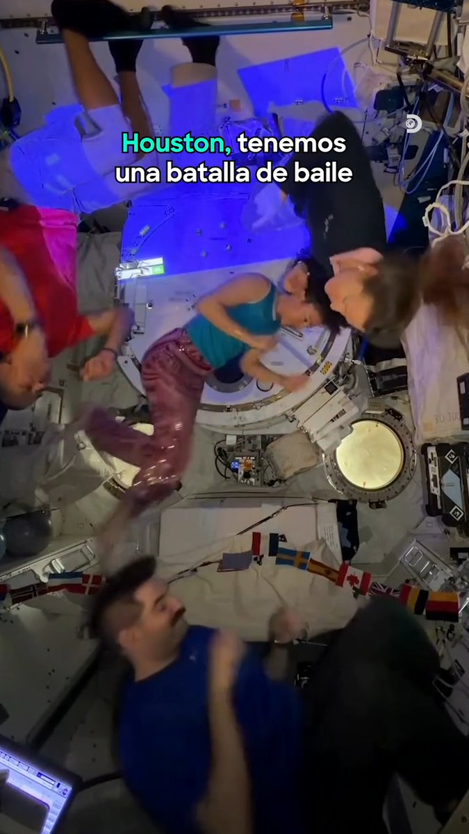 Para ser astronauta hay que ser un genio y también saber bailar 📸 NASA