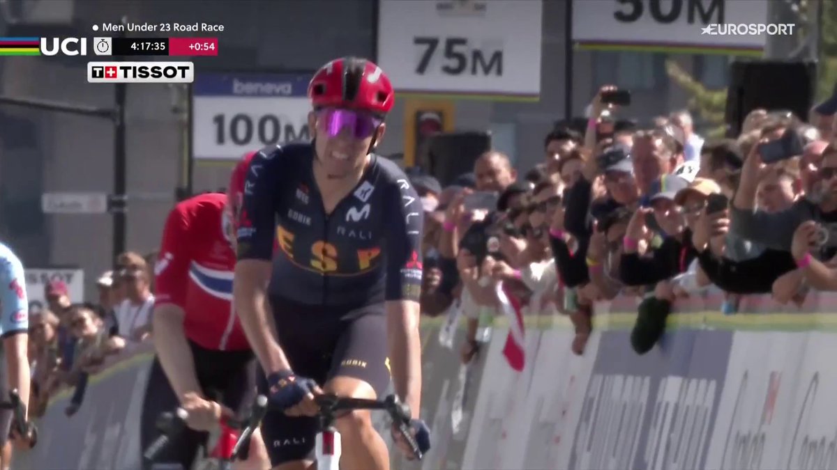 🥈 UNA PLATA DE MUCHO VALOR 🇪🇸 𝙃𝙚́𝙘𝙩𝙤𝙧 𝘼́𝙡𝙫𝙖𝙧𝙚𝙯, subcampeón del mundo sub-23 en la exhibición de Ashlin Barry #Montréal2026 #LaCasaDelCiclismo
