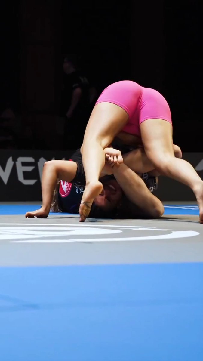 Brutal Armbar | Kendell Reusing #bjjlifestyle #jiujitsu #polaris #CombatGirls