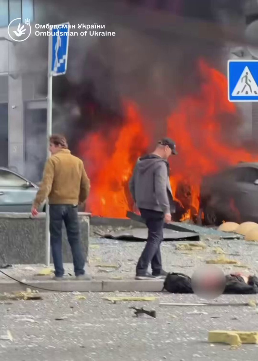 Today, russia brought another day of terror to Kyiv. Just look at how the capital of more than 3 million people is forced to live. 7 people killed. 59 injured. This is what one day of russian terror looked like in Kyiv. 🧵1/6⬇️