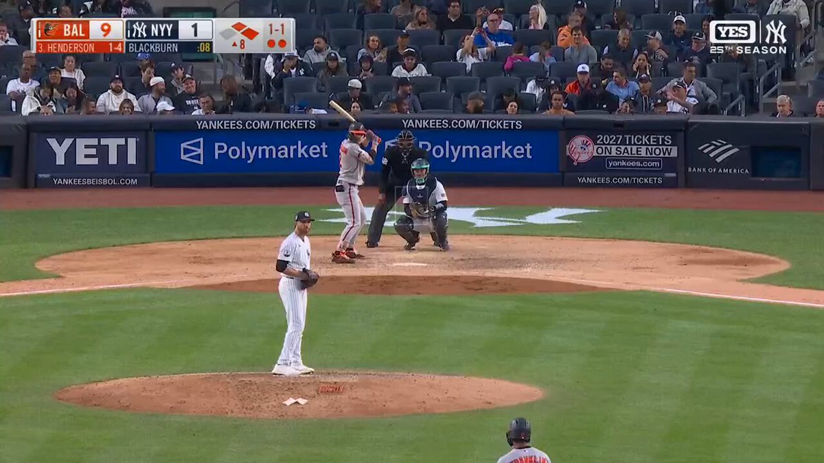 Jose Caballero boots one and it's 10-1 Orioles. This was ruled a hit