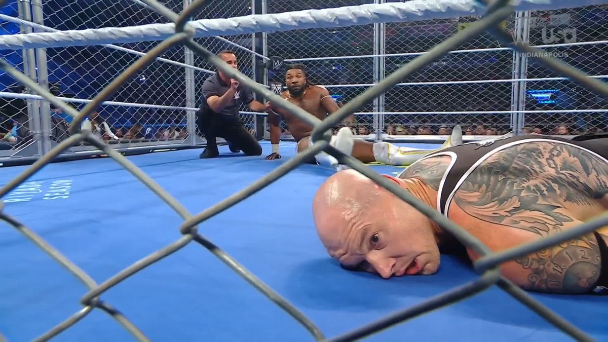 CORBIN KICKED OUT!!! 😲 What does Trick Williams have to do!