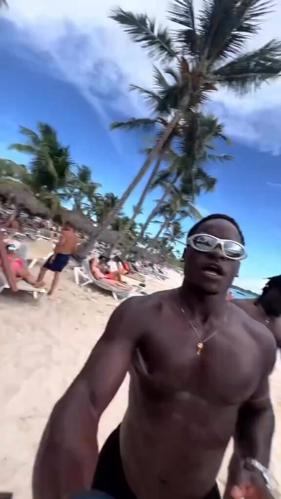 Así viven los sanky pankys haitianos en Bayahibe #dominicus. Lo grande es que se hacen pasar por dominicanos.