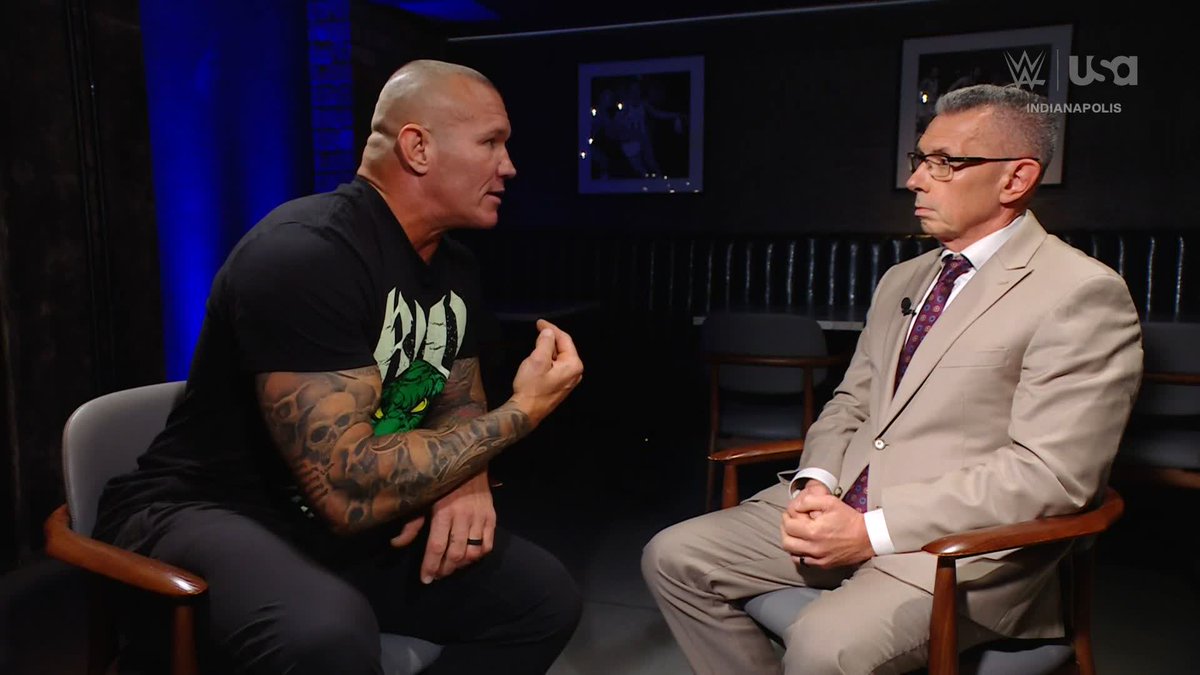 "I never changed" 😯 Randy Orton believes there is only one man in the locker room who has not let evolution change his legacy...HIM!