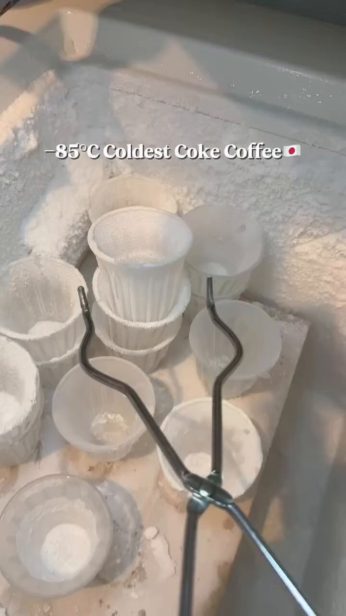 -85°C coldest coke coffee, i wish to buy☕️😍