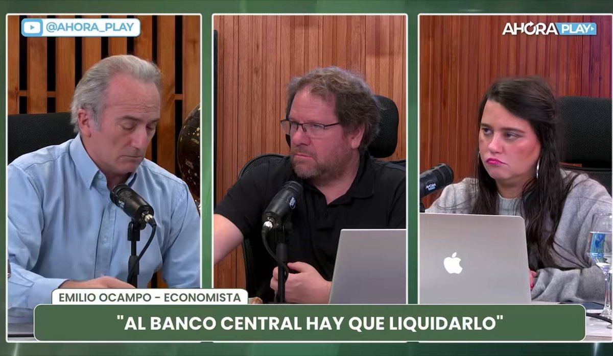 ▶️ OCAMPO TE CUENTA LA POSTA SOBRE EL LOBBY DEVALUADOR Emilio Ocampo 🇦🇷🇺🇦: “El lobby devaluado va a ser siempre un problema en la Argentina. Porque siempre que apretan las cosas van a pedir devaluar. Hay mucha gente que se beneficia del peso. Hay una estructura económica que se beneficia del peso. Hay gente que vive de la volatilidad y del peso. El día que tengamos estabilidad monetaria los cueveros se quedan sin negocio. Todo este sistema corporativista y proteccionista necesita del peso devaluado sino deja de existir.”