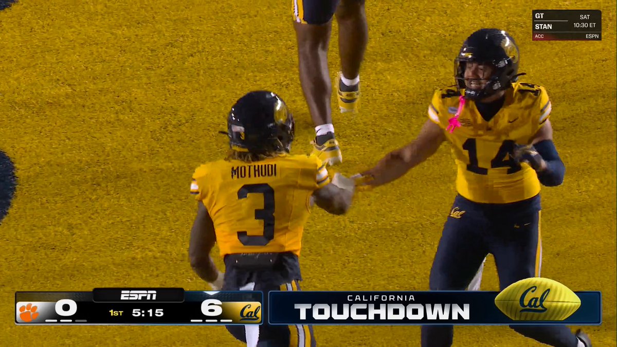 THE GOLDEN BEARS GET THE SCOOP-N-SCORE 🔥 Cal Football gets on the board first 😤