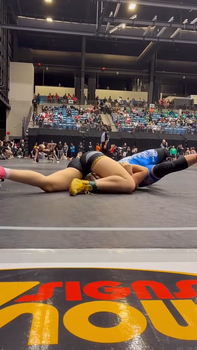 Girl Pins A Boy Kaylee Thompson #wrestling #martialarts #CombatGirls